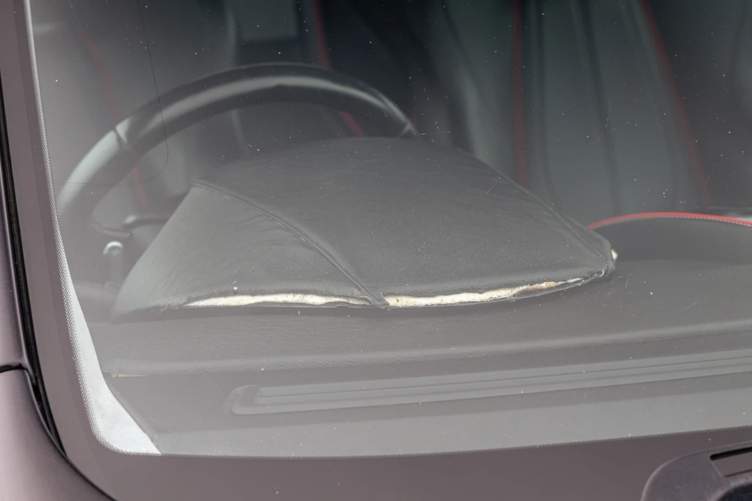 2014 Aston Martin DB9 - Image 17 of 31