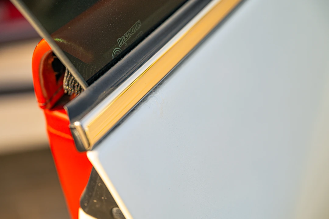 2014 Aston Martin DB9 - Image 25 of 31