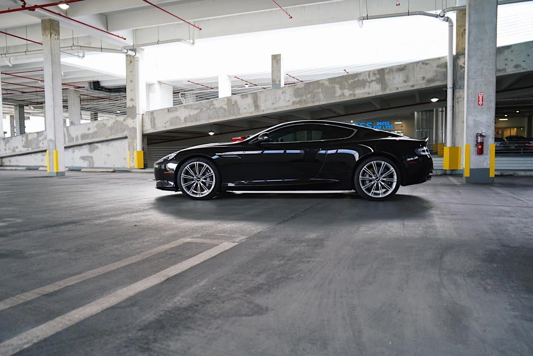 2014 Aston Martin DB9 - Image 4 of 31