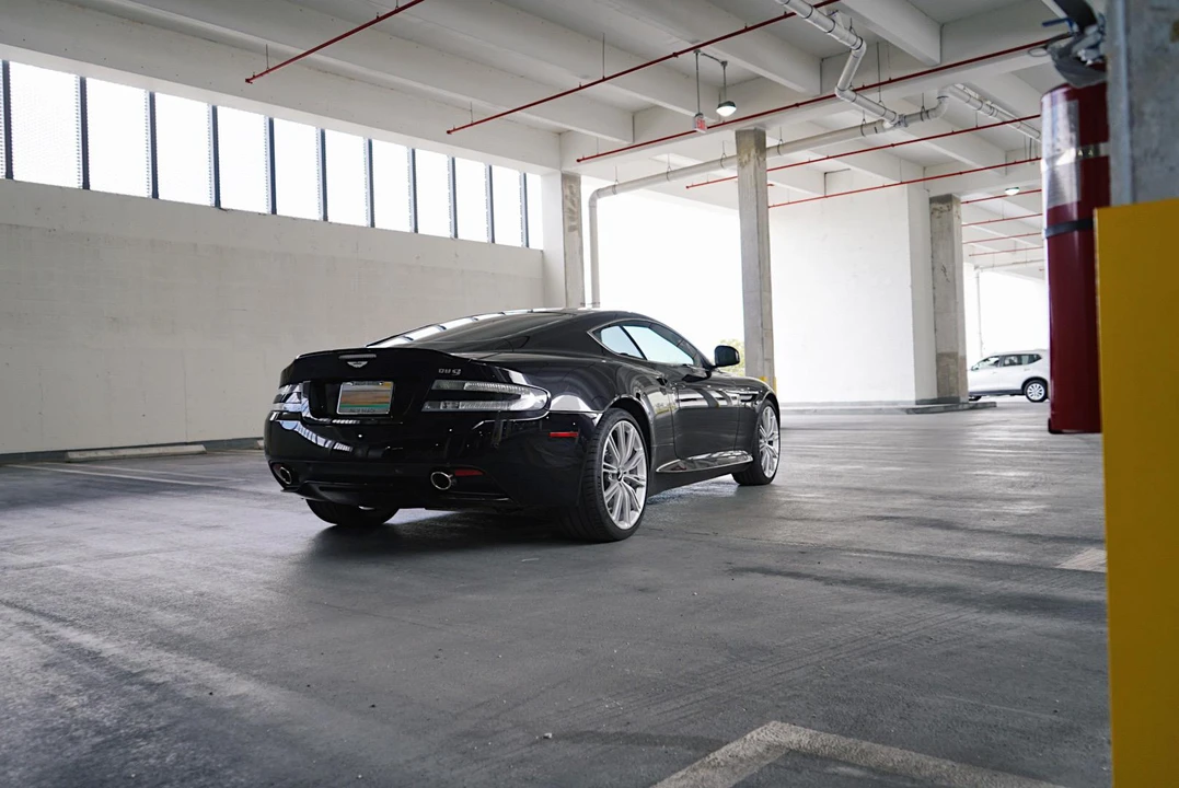 2014 Aston Martin DB9 - Image 8 of 31