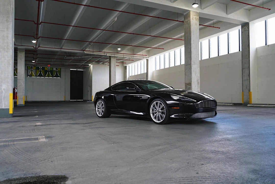 2014 Aston Martin DB9 - Image 14 of 31