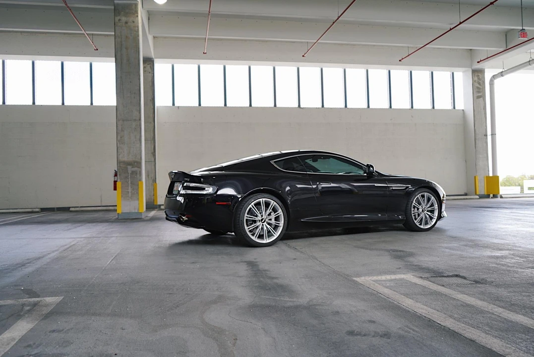 2014 Aston Martin DB9 - Image 10 of 31