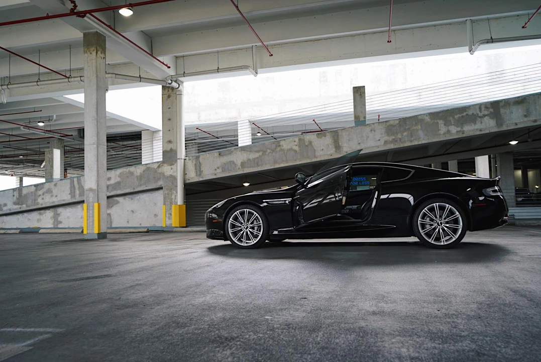 2014 Aston Martin DB9 - Image 31 of 31