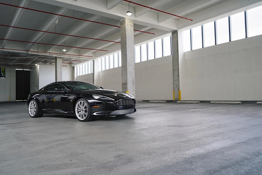 2014 Aston Martin DB9 - Image 13 of 31