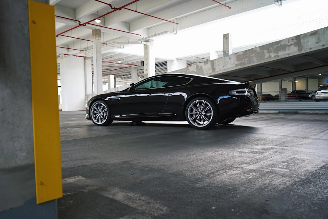 2014 Aston Martin DB9 - Image 5 of 31