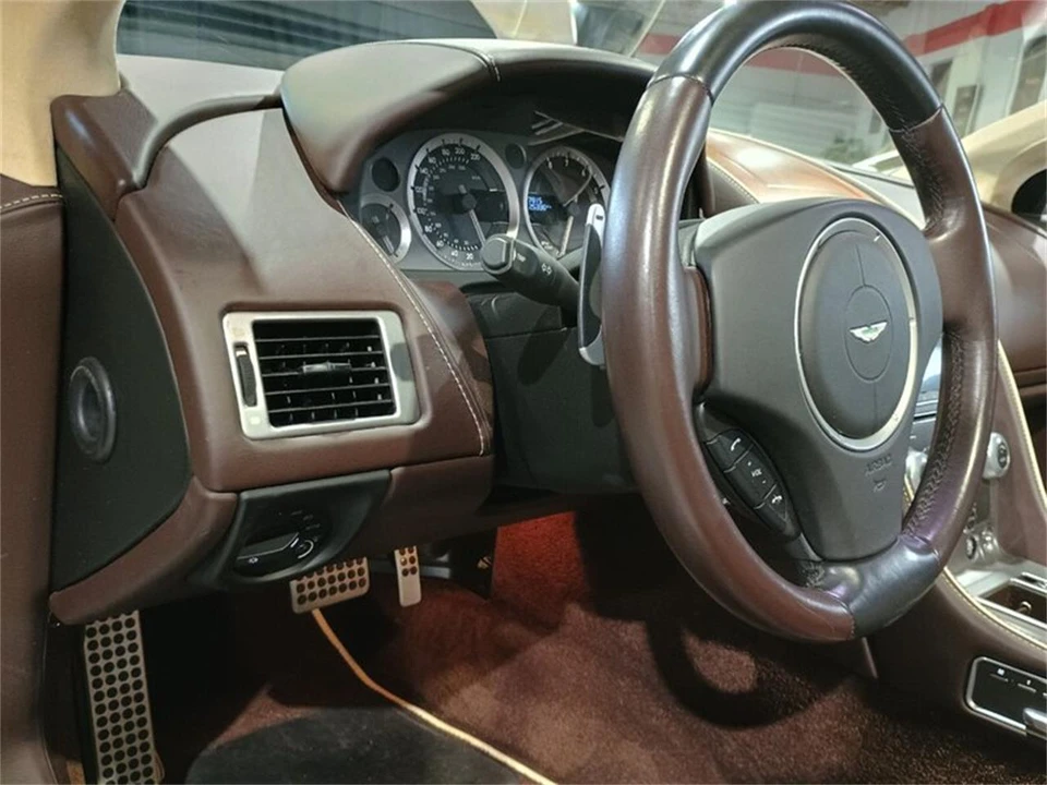2014 Aston Martin DB9 - Image 23 of 31