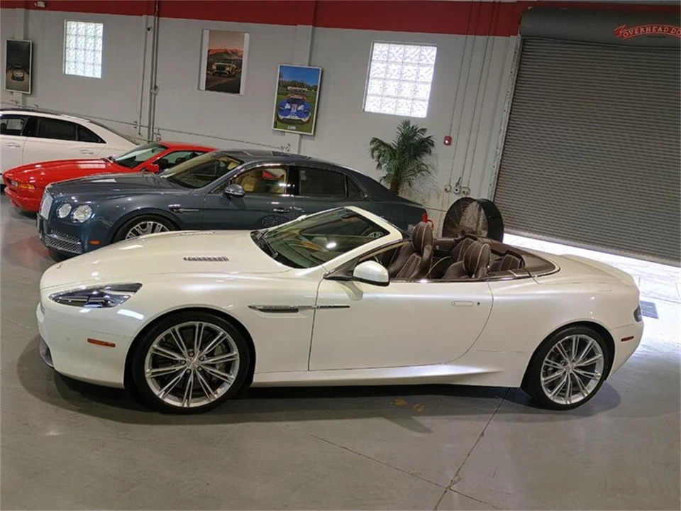 2014 Aston Martin DB9 - Image 2 of 31