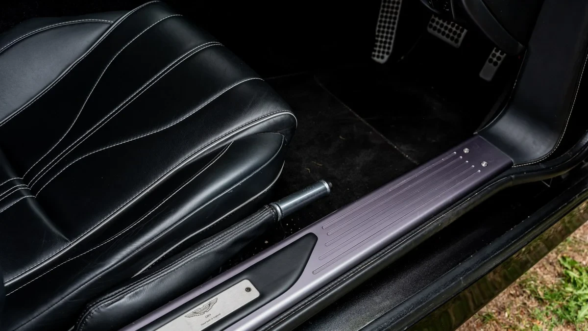 2014 Aston Martin DB9 - Image 26 of 30