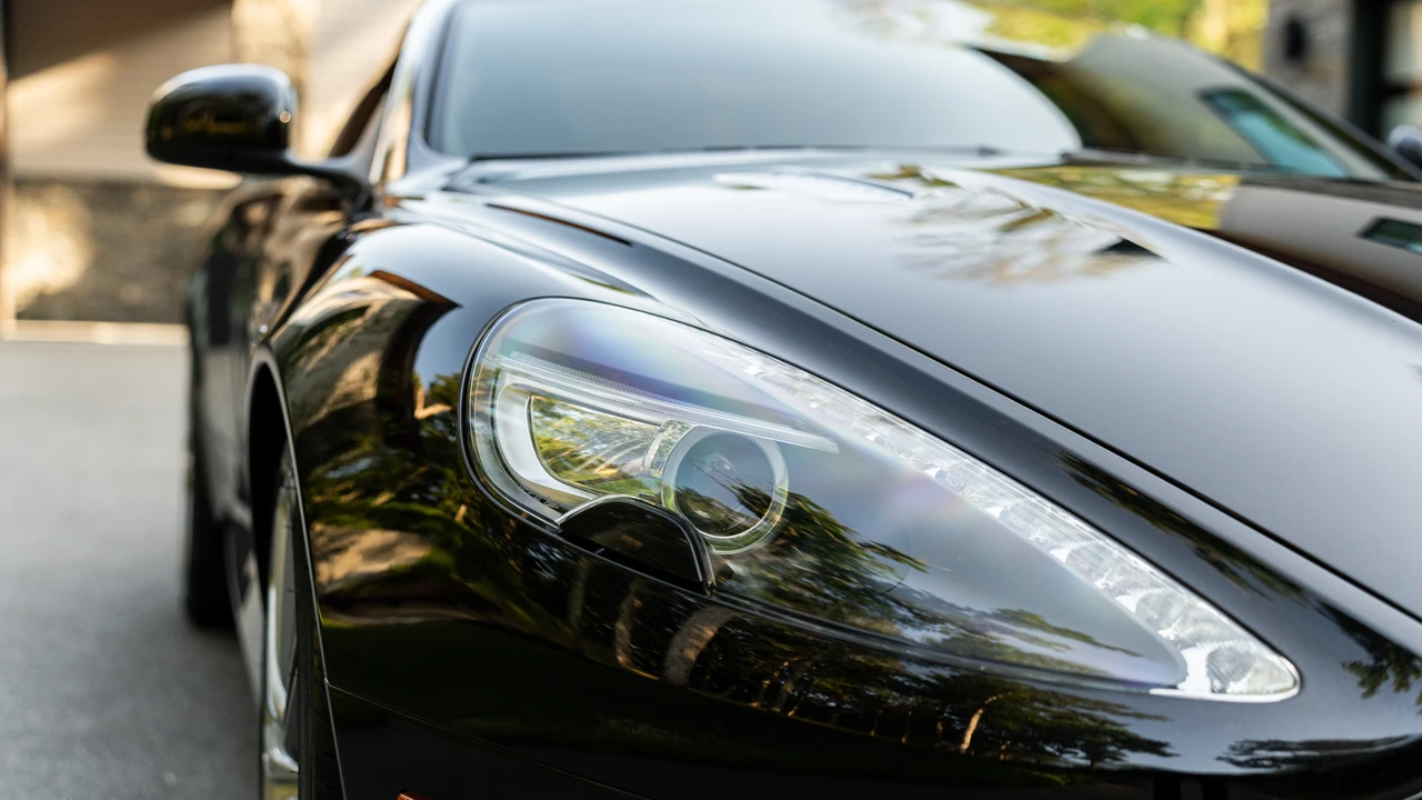 2014 Aston Martin DB9 - Image 18 of 31