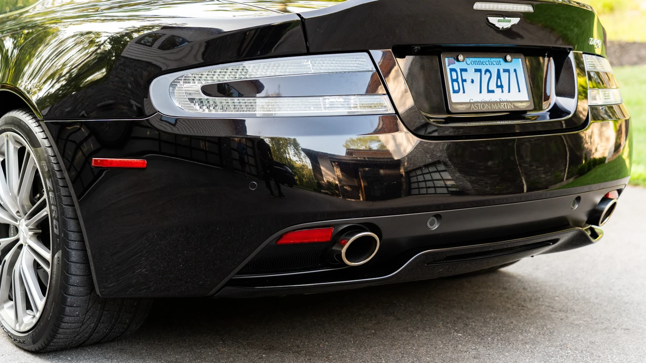 2014 Aston Martin DB9 - Image 30 of 31
