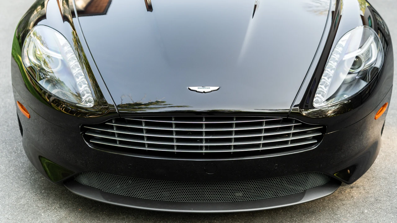 2014 Aston Martin DB9 - Image 10 of 31