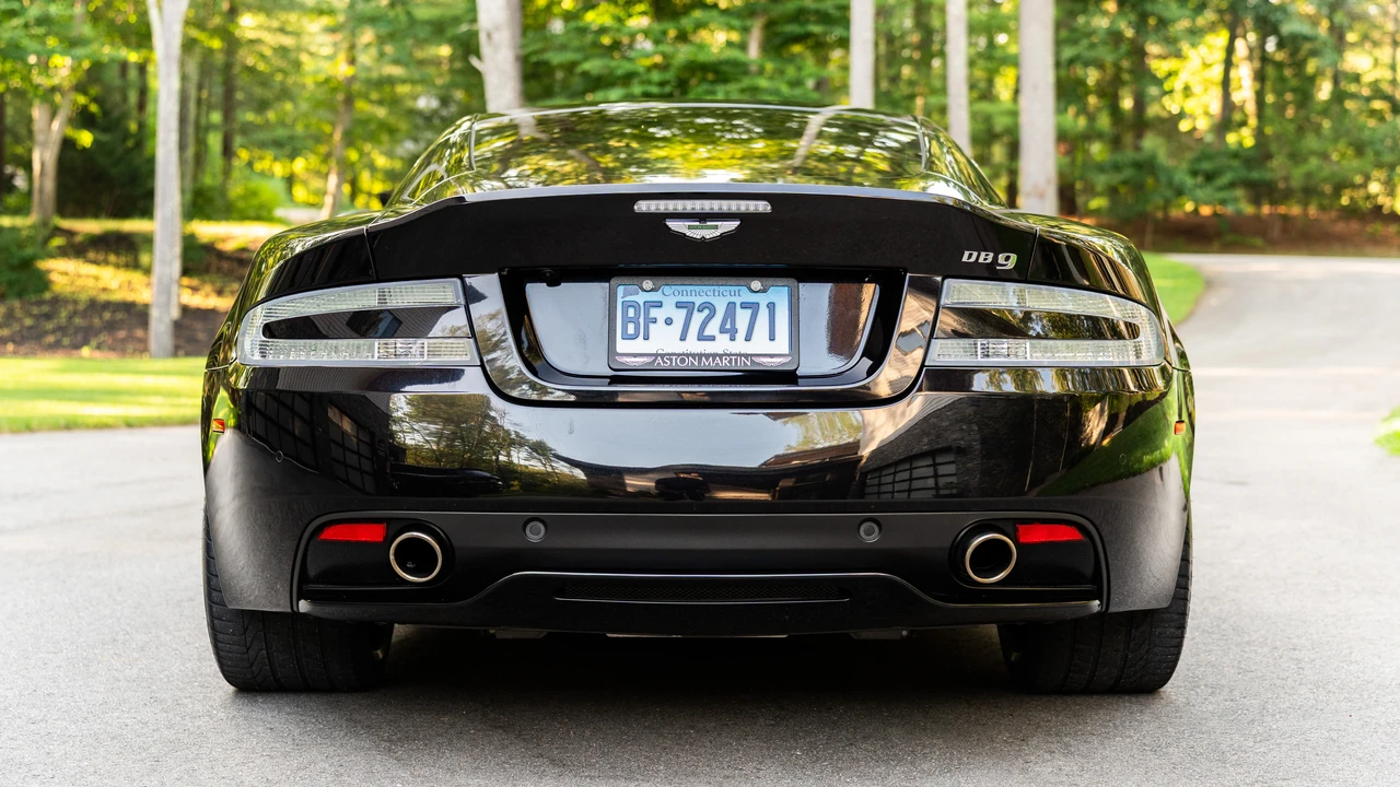 2014 Aston Martin DB9 - Image 28 of 31