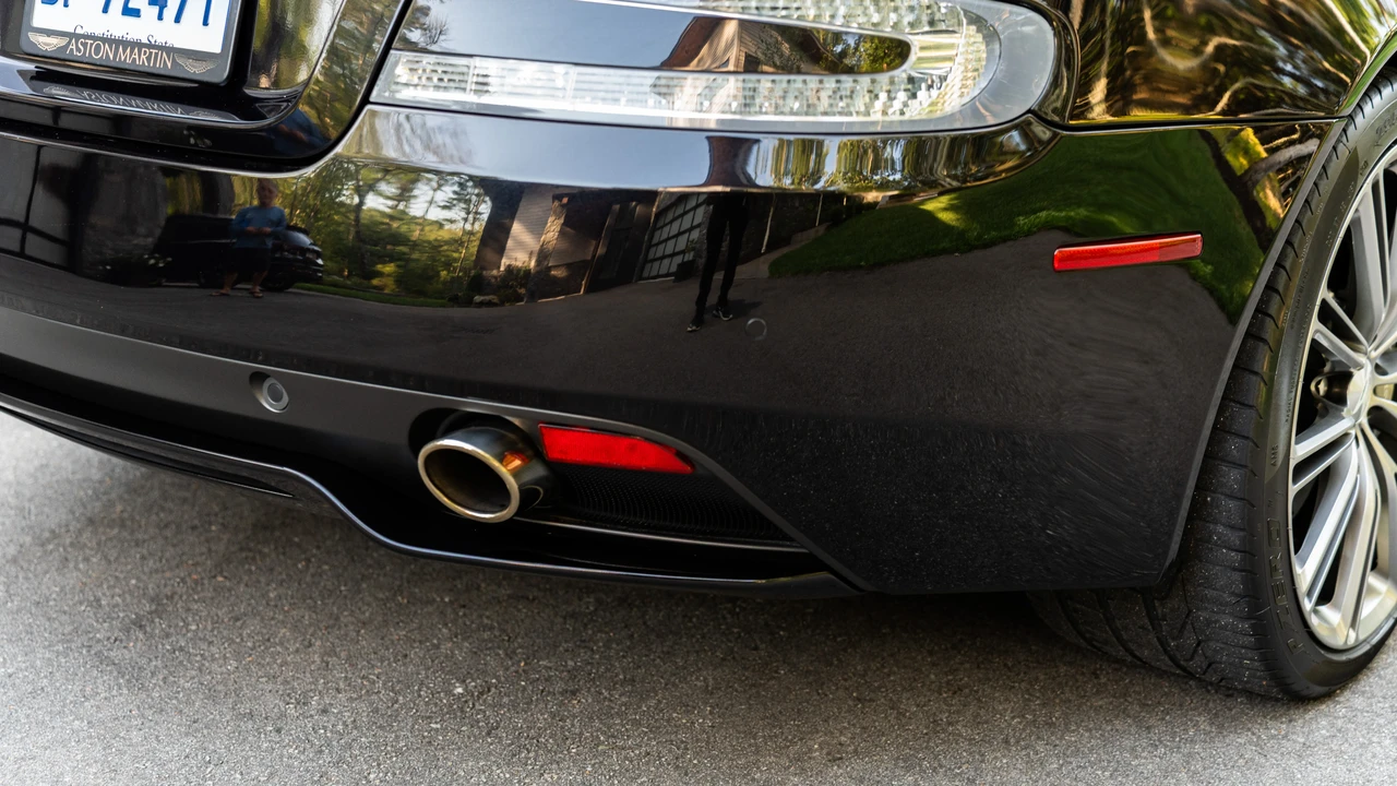 2014 Aston Martin DB9 - Image 31 of 31