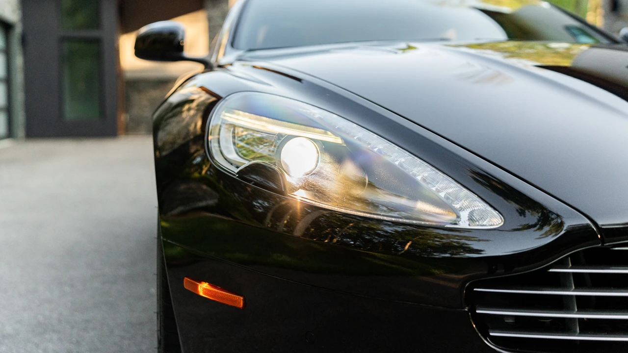 2014 Aston Martin DB9 - Image 21 of 31