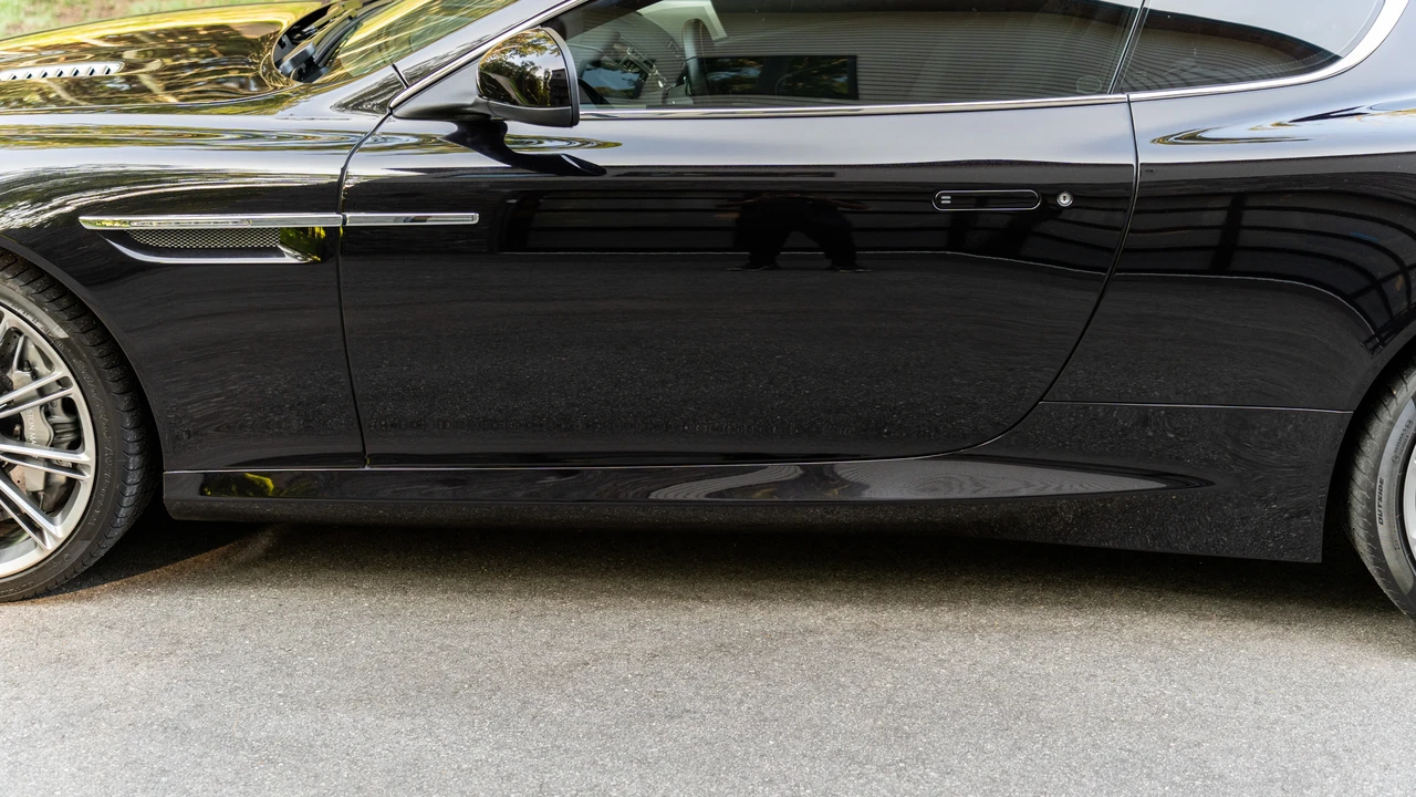 2014 Aston Martin DB9 - Image 15 of 31