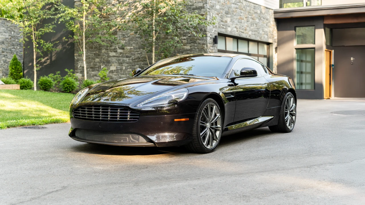 2014 Aston Martin DB9 - Image 9 of 31