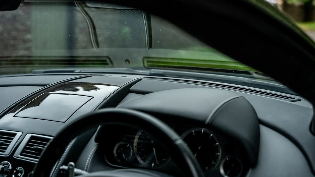 2014 Aston Martin DB9 - Image 31 of 31