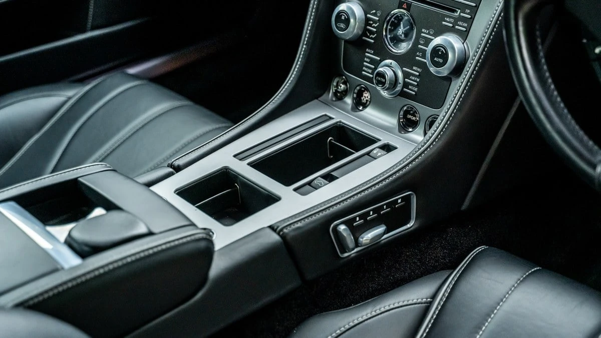 2014 Aston Martin DB9 - Image 29 of 31