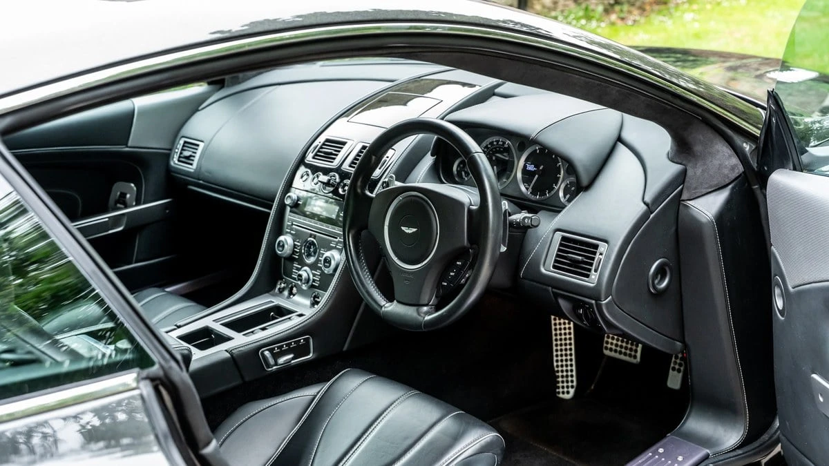 2014 Aston Martin DB9 - Image 19 of 31