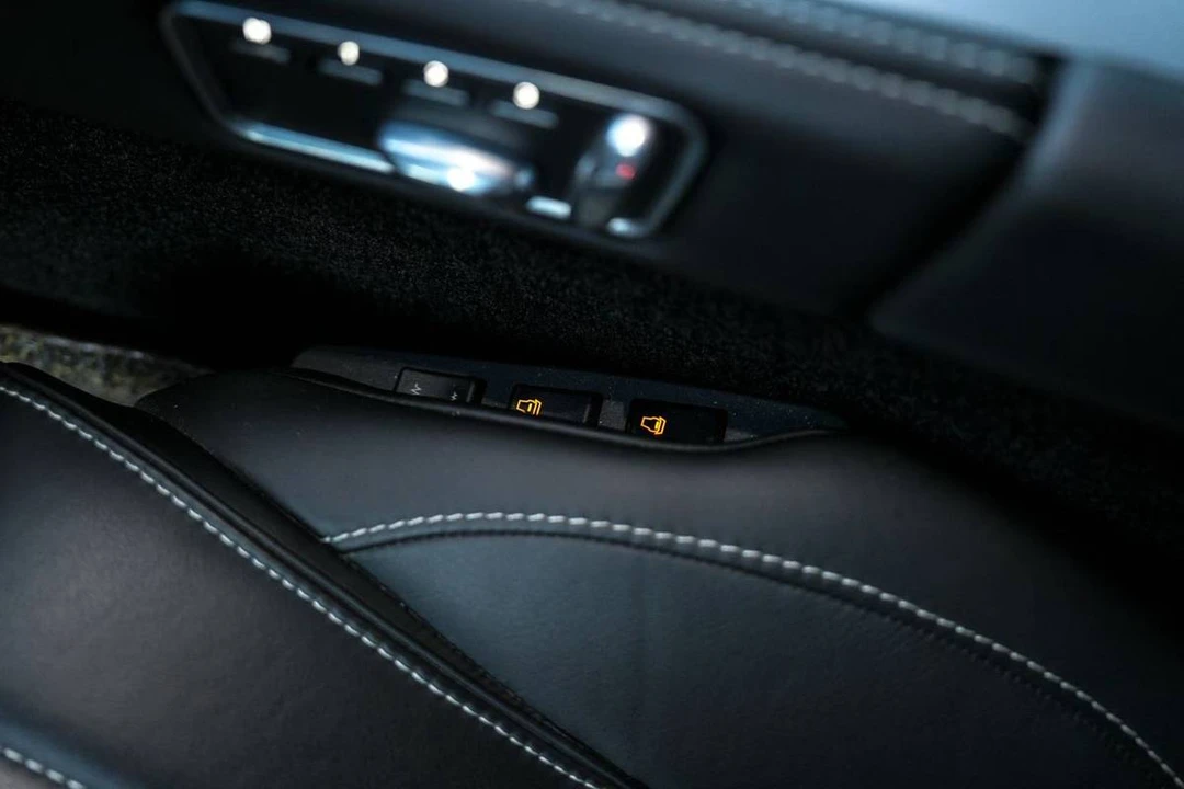 2014 Aston Martin DB9 - Image 21 of 24