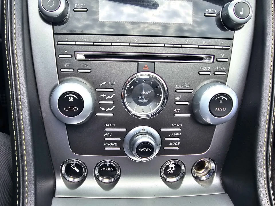 2014 Aston Martin DB9 - Image 10 of 14