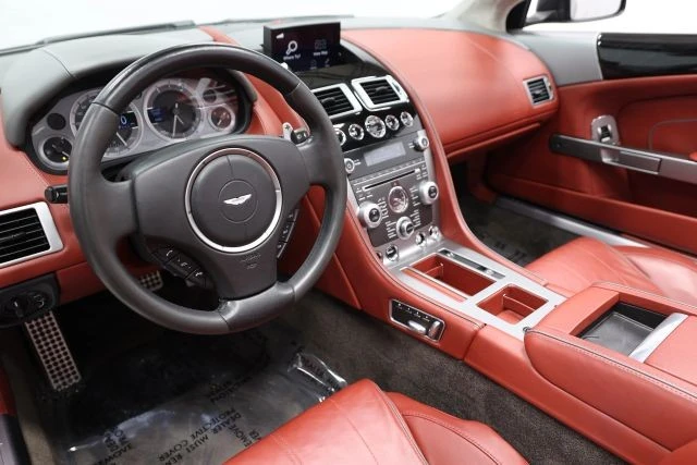 2014 Aston Martin DB9 - Image 2 of 31