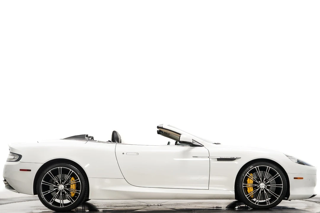 2014 Aston Martin DB9 - Image 2 of 12