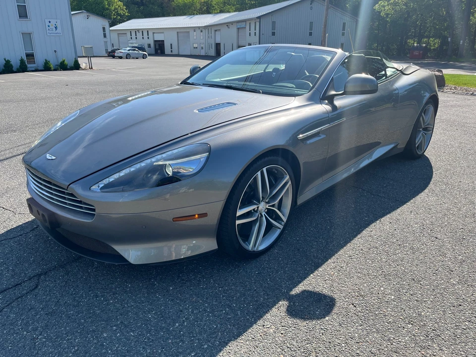 2014 Aston Martin DB9 - Image 10 of 31