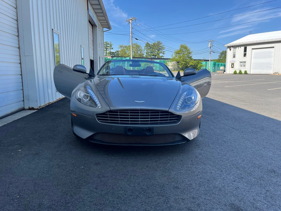 2014 Aston Martin DB9 - Image 29 of 31
