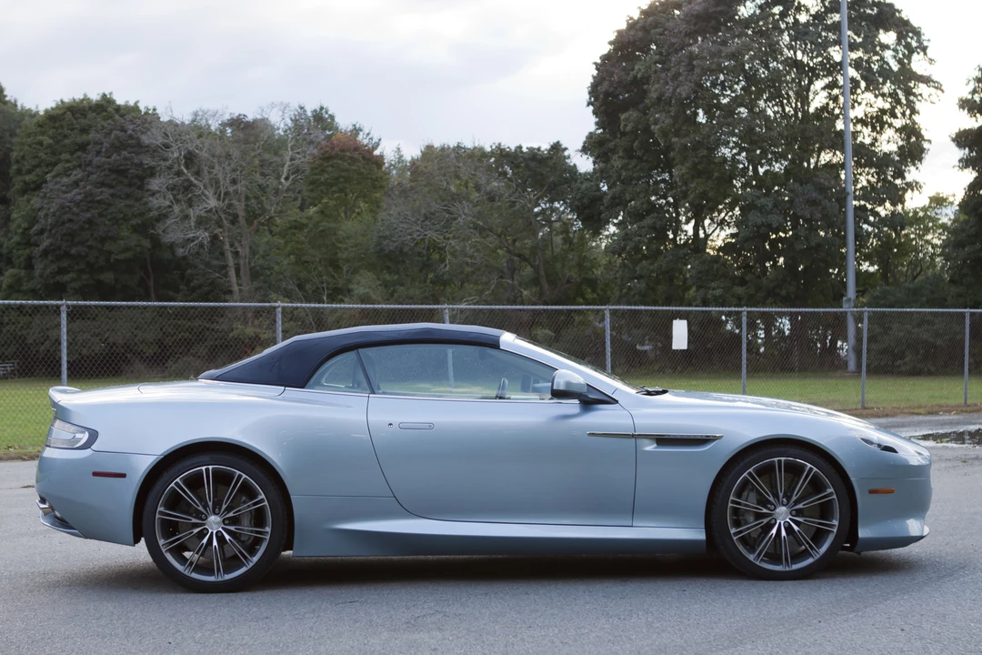 2014 Aston Martin DB9 - Image 29 of 31