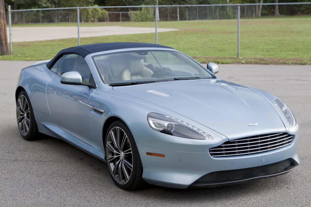 2014 Aston Martin DB9 - Image 28 of 31