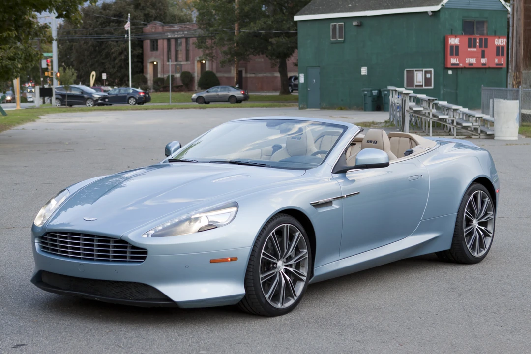 2014 Aston Martin DB9 - Image 11 of 31