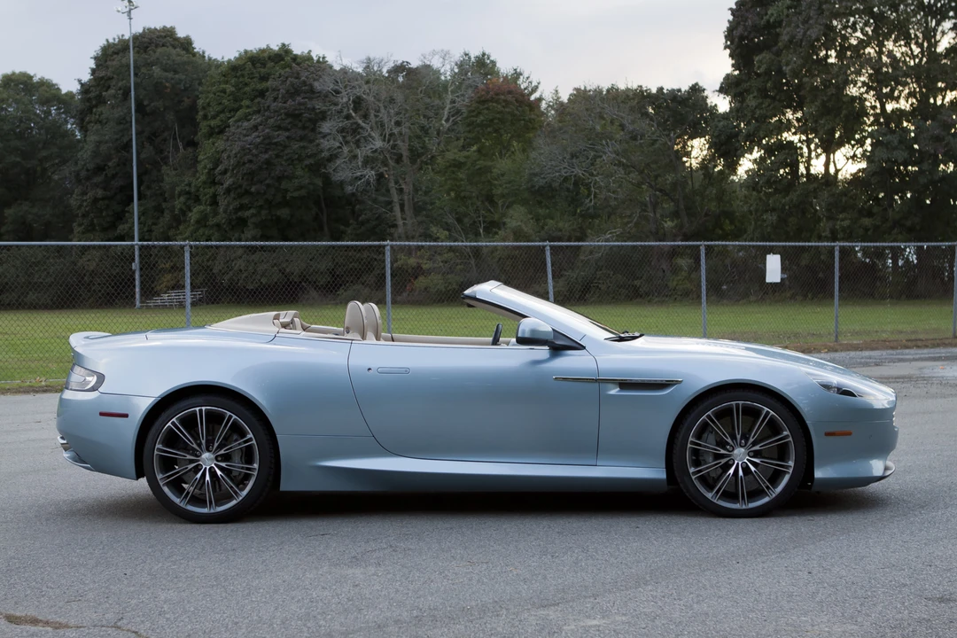 2014 Aston Martin DB9 - Image 4 of 31