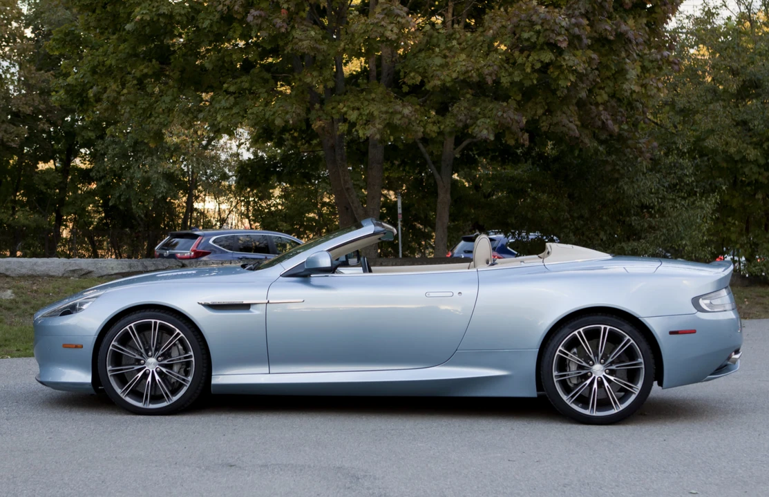 2014 Aston Martin DB9 - Image 10 of 31