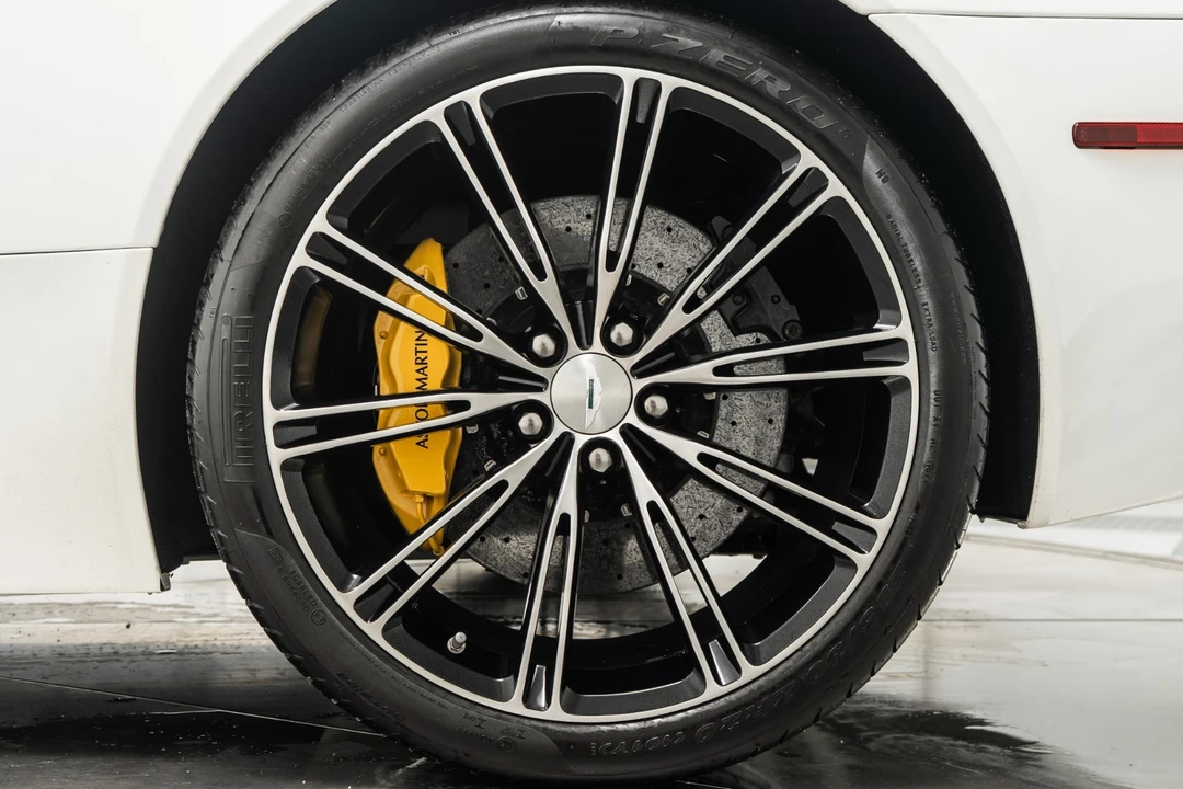 2014 Aston Martin DB9 - Image 11 of 21