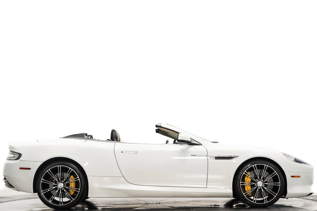2014 Aston Martin DB9 - Image 2 of 21