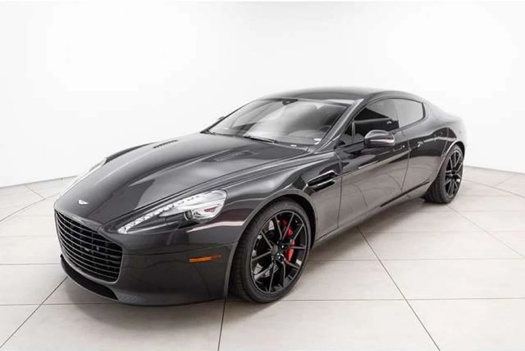 2014 Aston Martin Rapide - Image 2 of 8