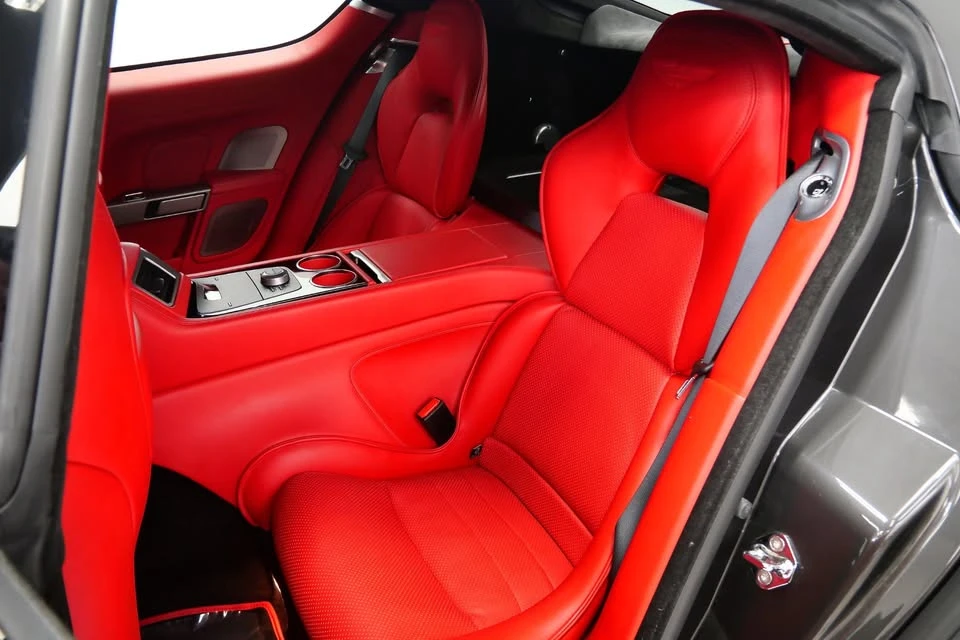 2014 Aston Martin Rapide - Image 13 of 16