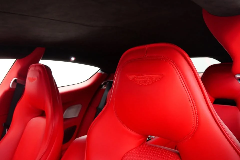 2014 Aston Martin Rapide - Image 15 of 16