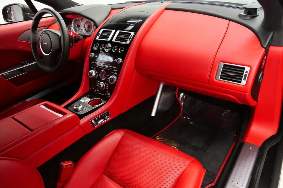 2014 Aston Martin Rapide - Image 11 of 16
