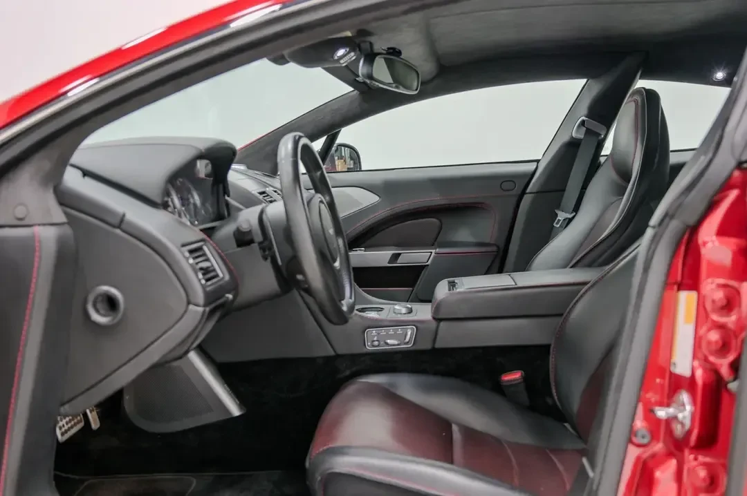 2014 Aston Martin Rapide - Image 26 of 31