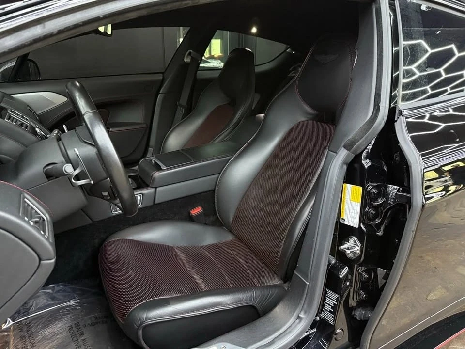 2014 Aston Martin Rapide - Image 4 of 4