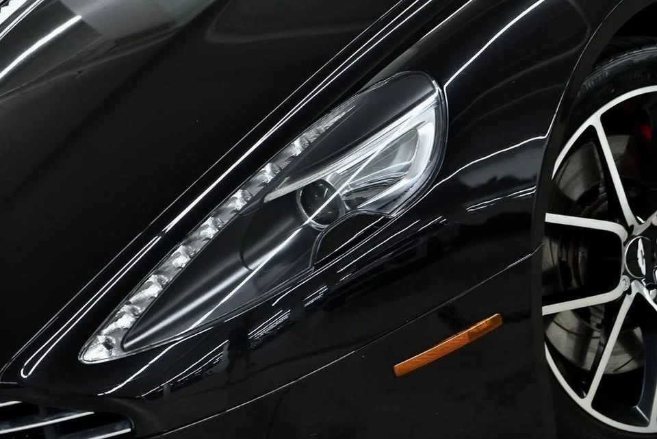 2014 Aston Martin Rapide - Image 7 of 10