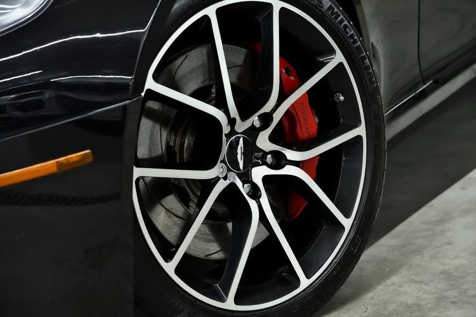 2014 Aston Martin Rapide - Image 8 of 10