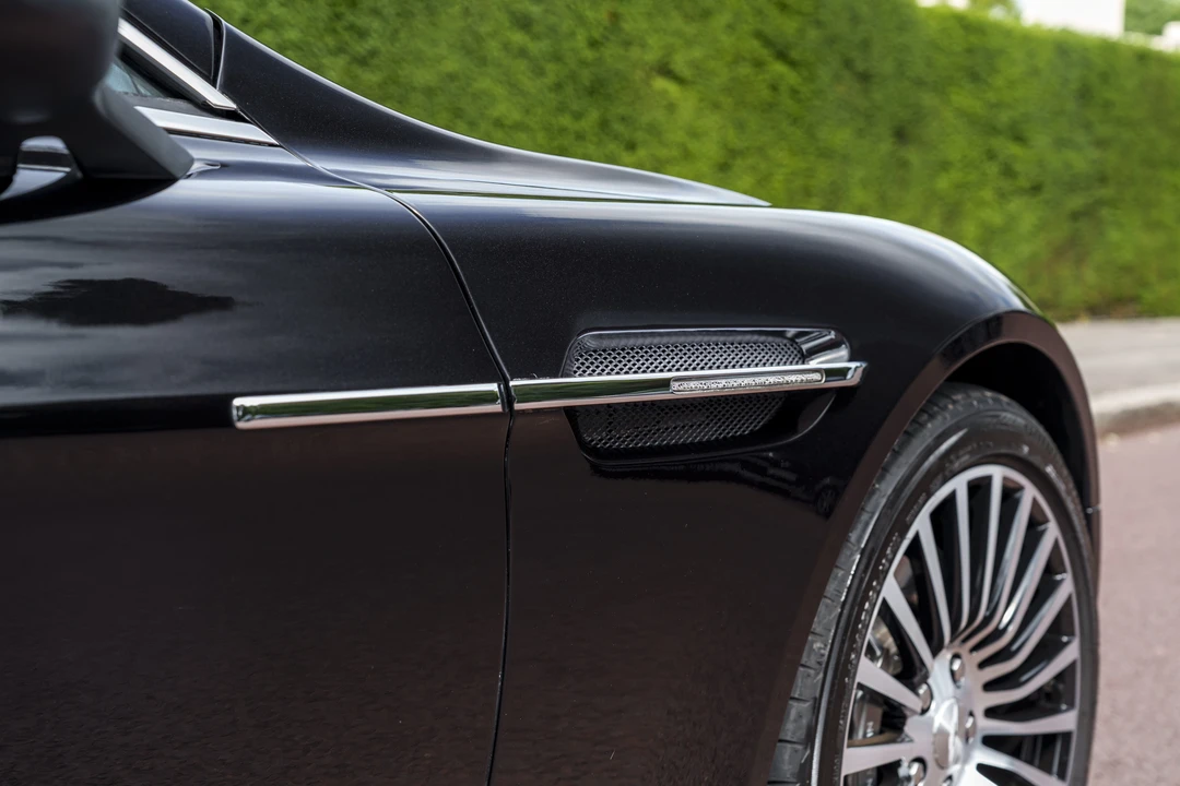 2014 Aston Martin Rapide - Image 31 of 31