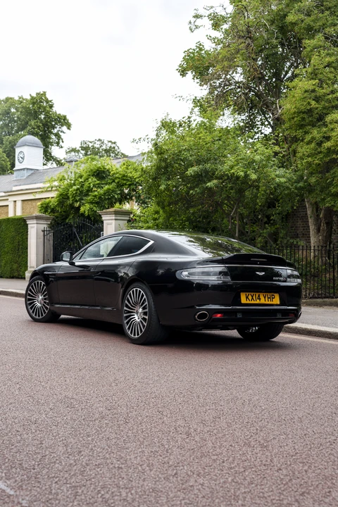2014 Aston Martin Rapide - Image 11 of 31