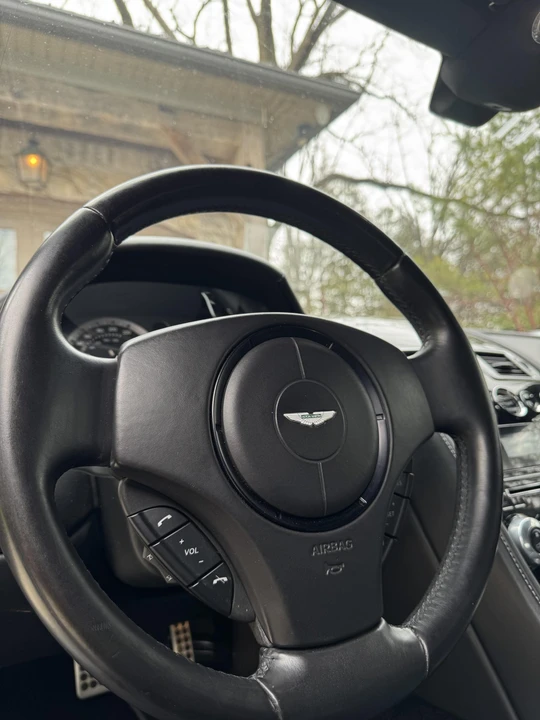 2014 Aston Martin Rapide - Image 17 of 31