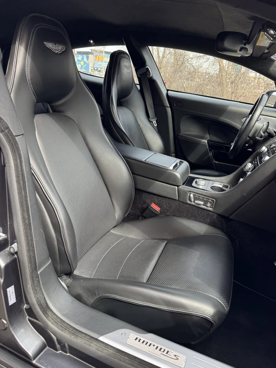 2014 Aston Martin Rapide - Image 24 of 31