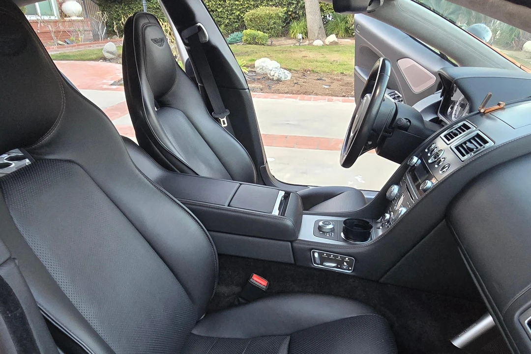 2014 Aston Martin Rapide - Image 26 of 31