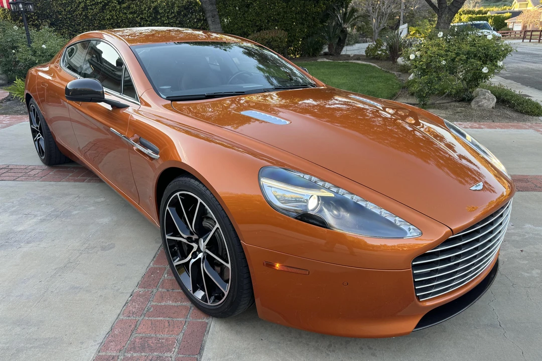 2014 Aston Martin Rapide - Image 2 of 31